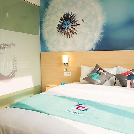 Pai Hotel Yuxi Tonghai Exteriör bild