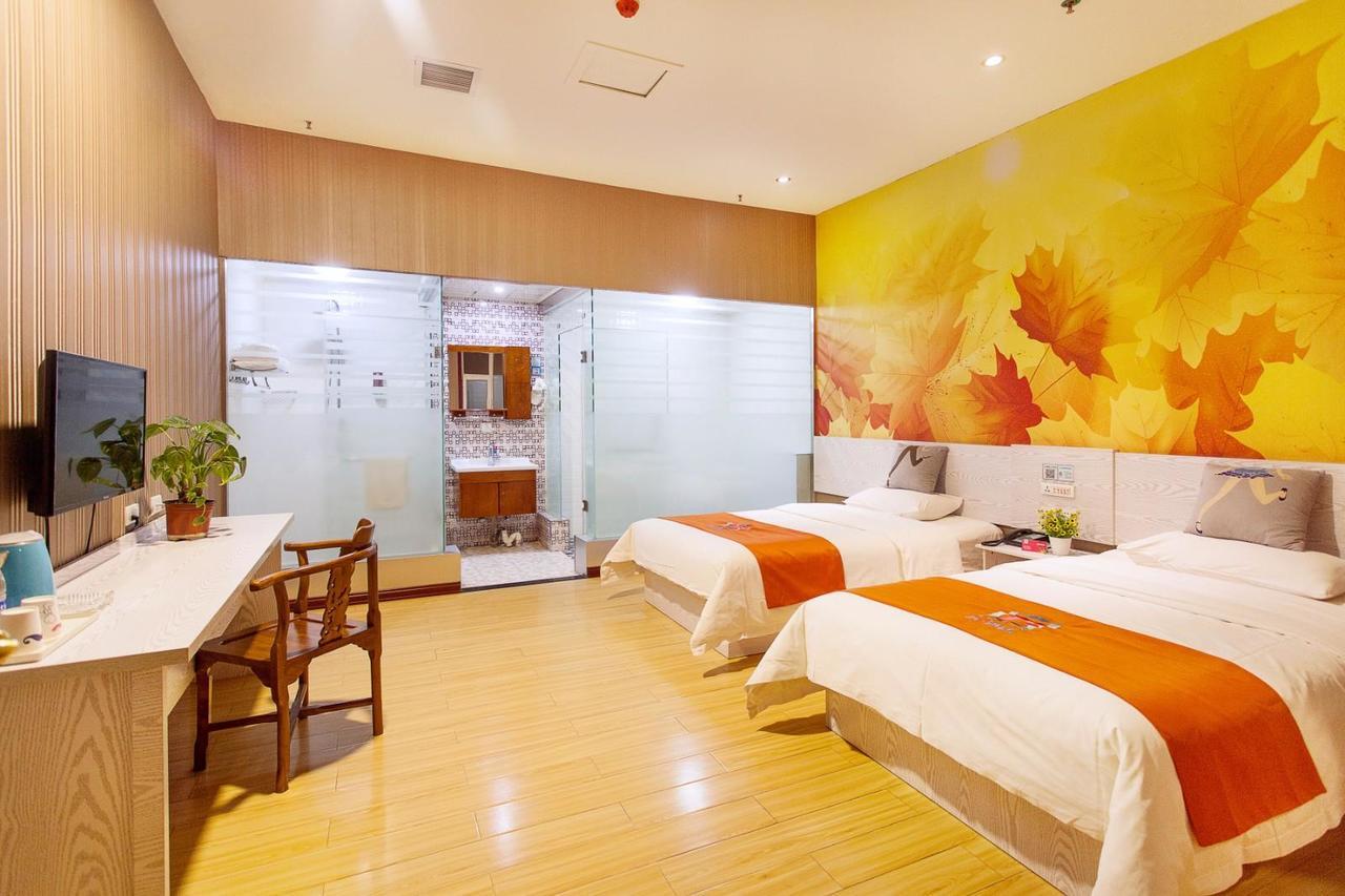 Pai Hotel Yuxi Tonghai Exteriör bild