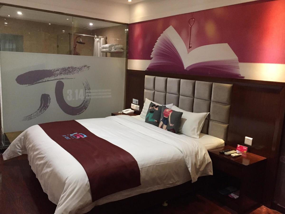 Pai Hotel Yuxi Tonghai Exteriör bild
